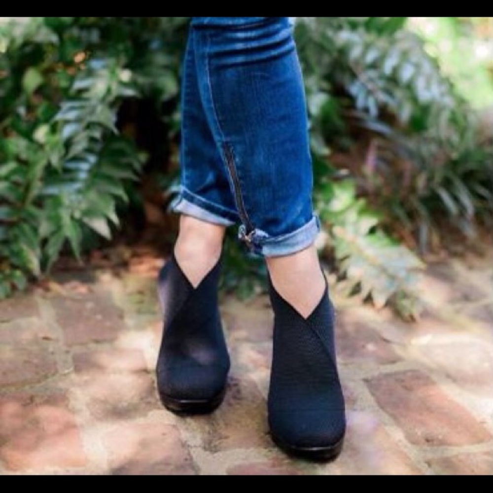 Savage Boots - Picture 5 of 6